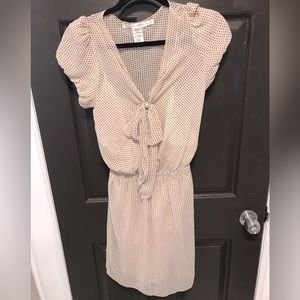 Women’s dress